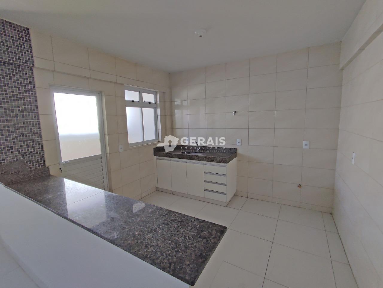 Apartamento para aluguel no CENTRO: 04- COZINHA