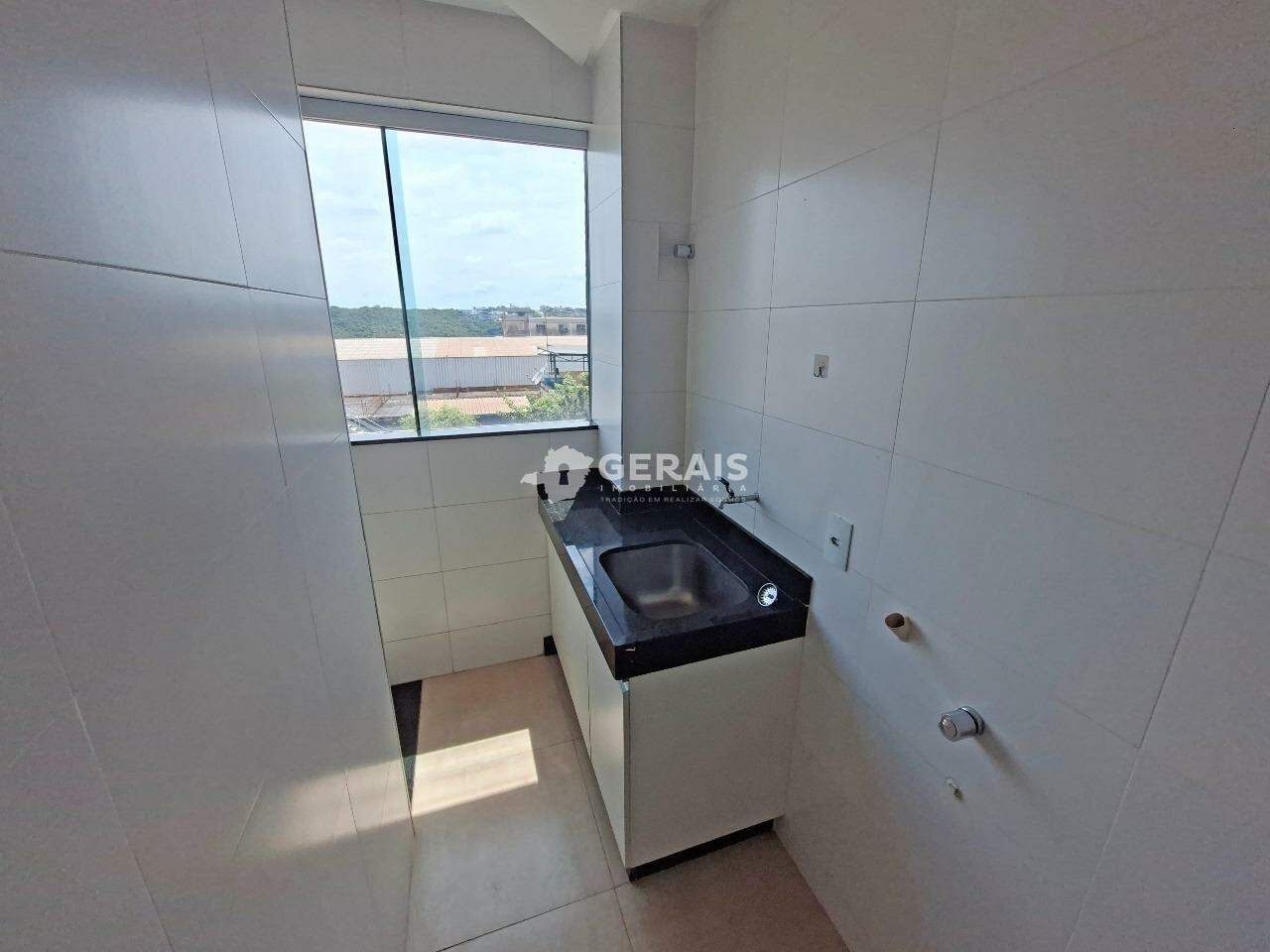Apartamento para aluguel no ALVORADA: 08 - ÁREA DE SERVIÇO