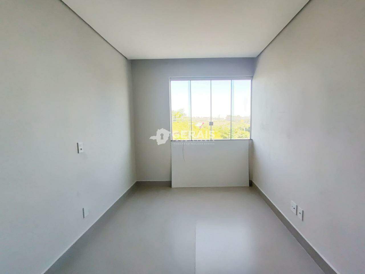 Apartamento para aluguel no ALVORADA: 04 - QUARTO 01