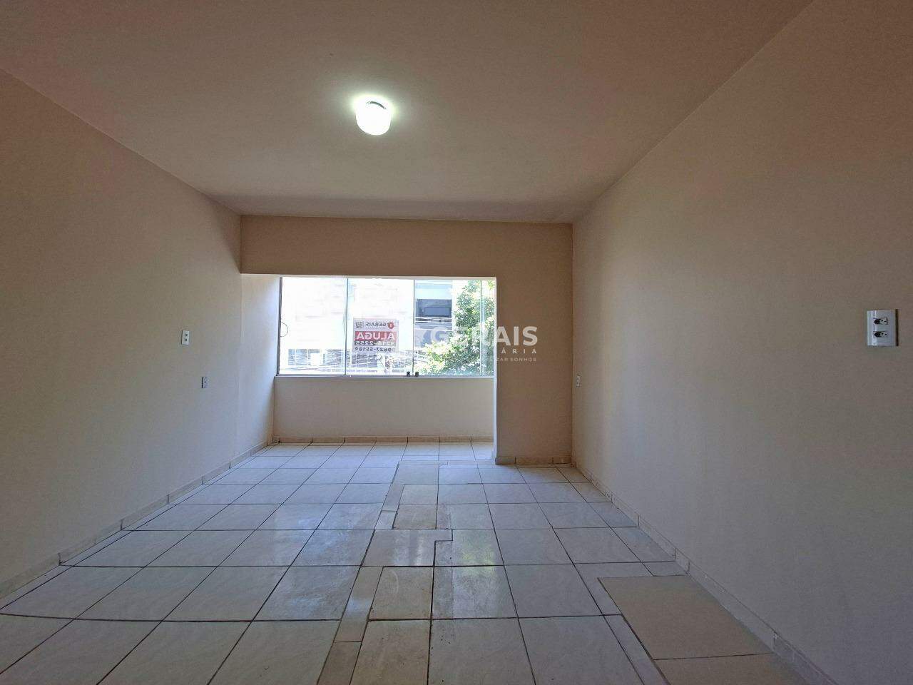 Apartamento para aluguel no CENTRO: 03- SALA