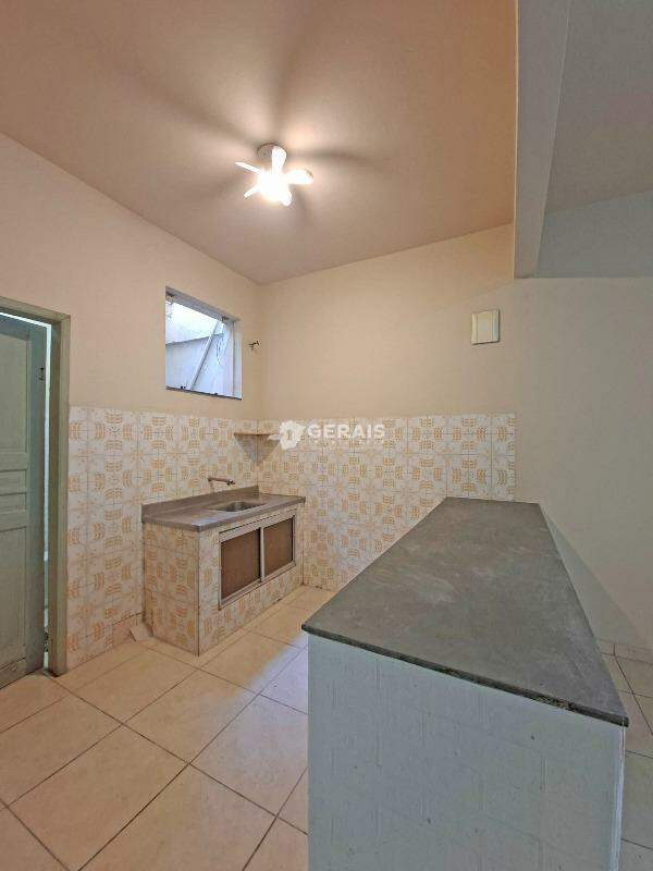 Apartamento para aluguel no CENTRO: 06- COZINHA