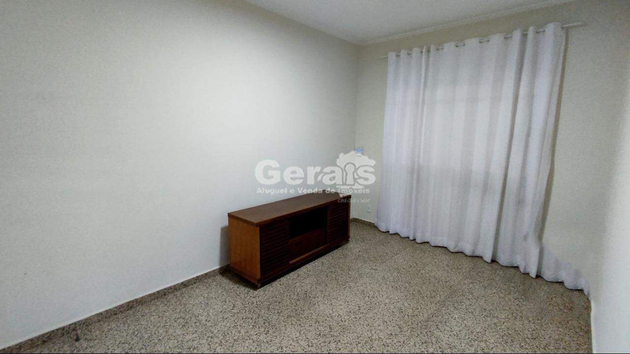 Casa para aluguel no PLANALTO: 05 - COPA