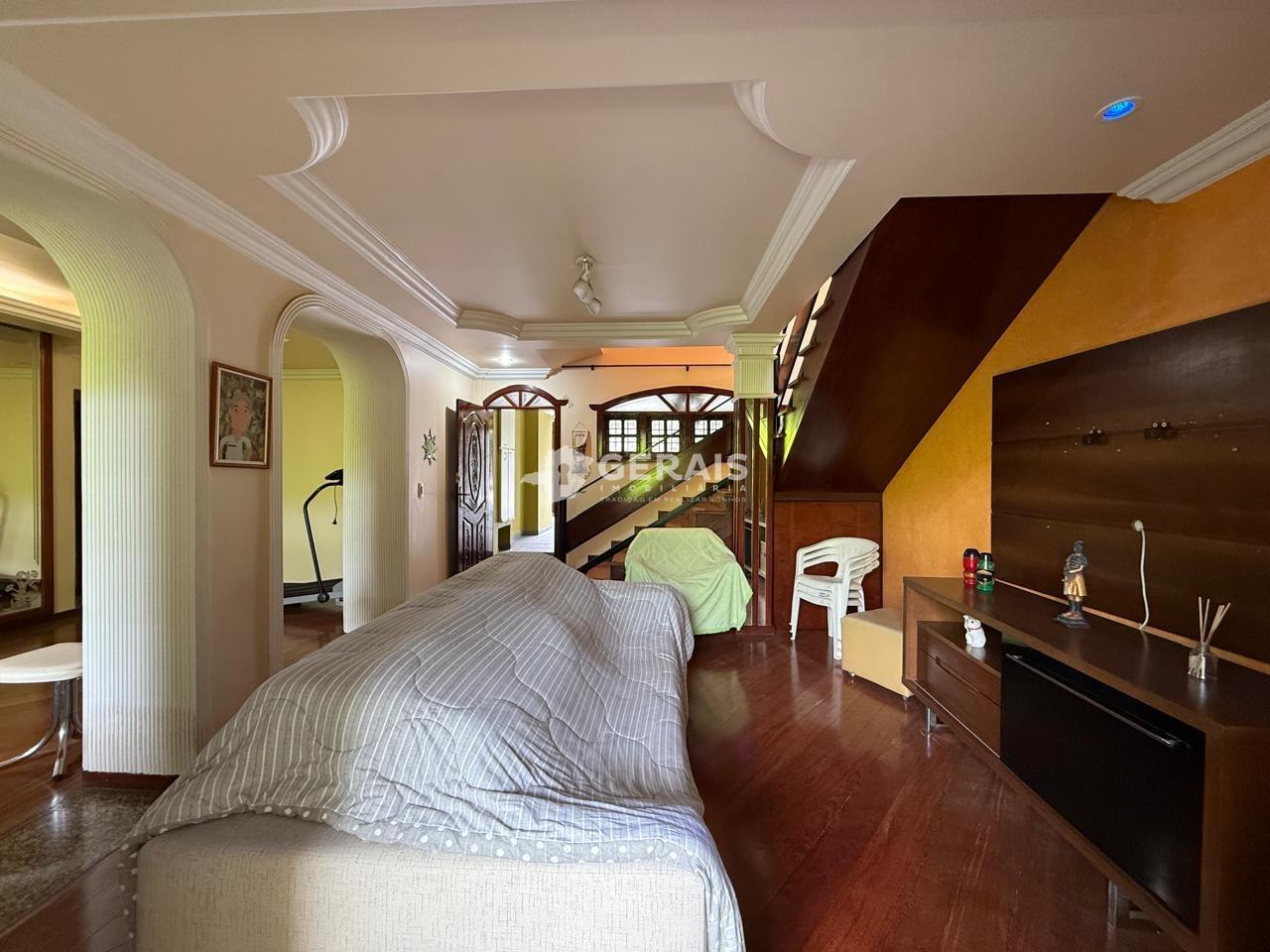 Casa à venda no ICARAI: 04- SALA