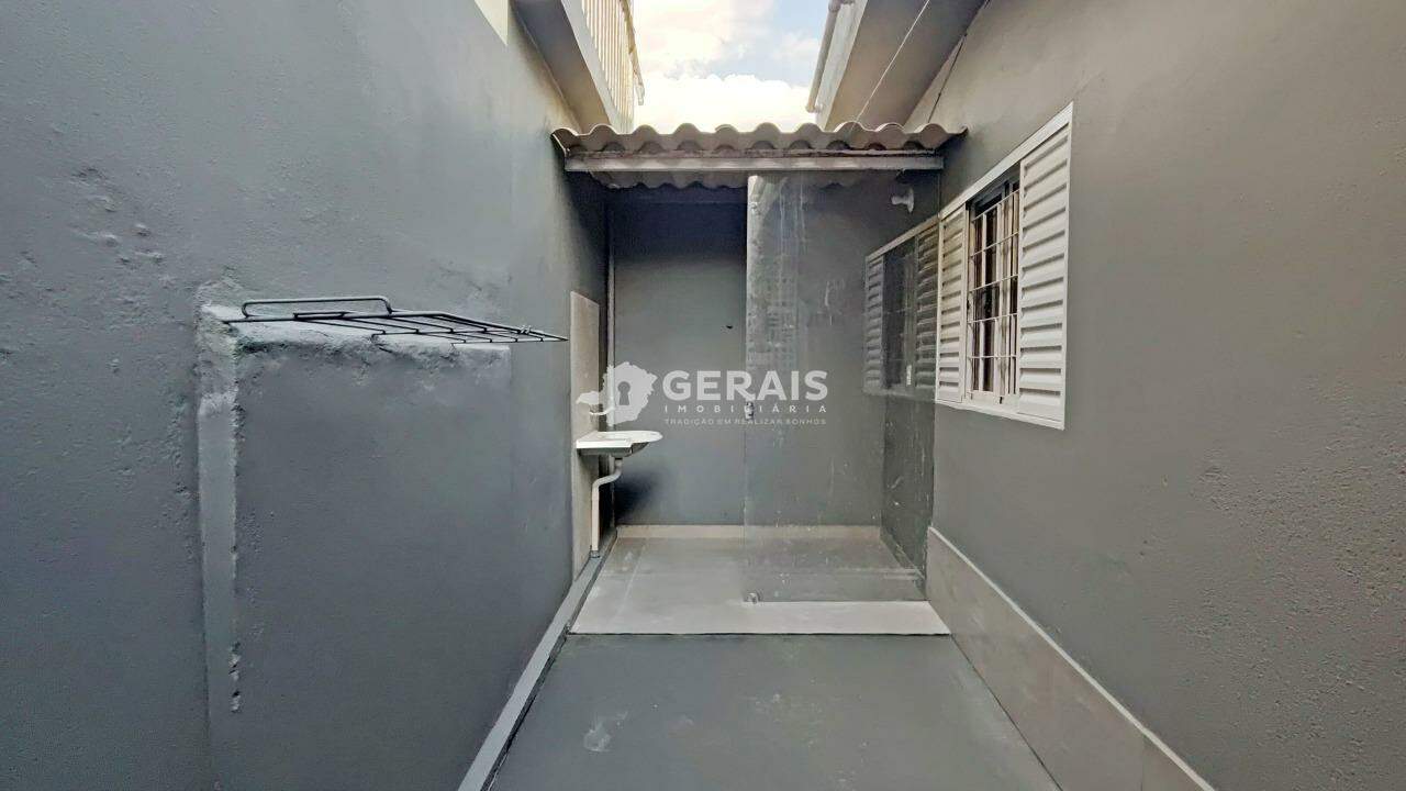 Casa para aluguel no PORTO VELHO: 09- ÁREA DE CLARIDADE