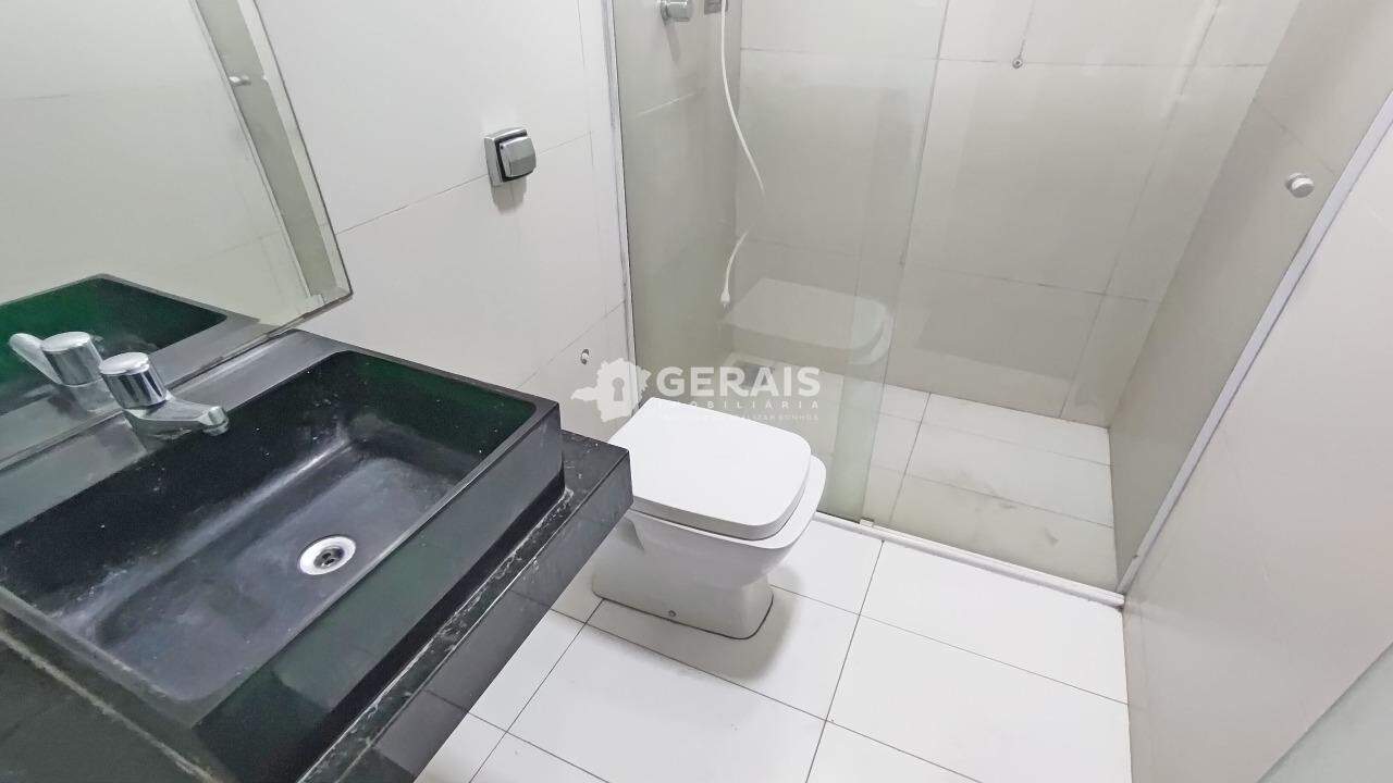 Casa para aluguel no PORTO VELHO: 07- BANHO SOCIAL
