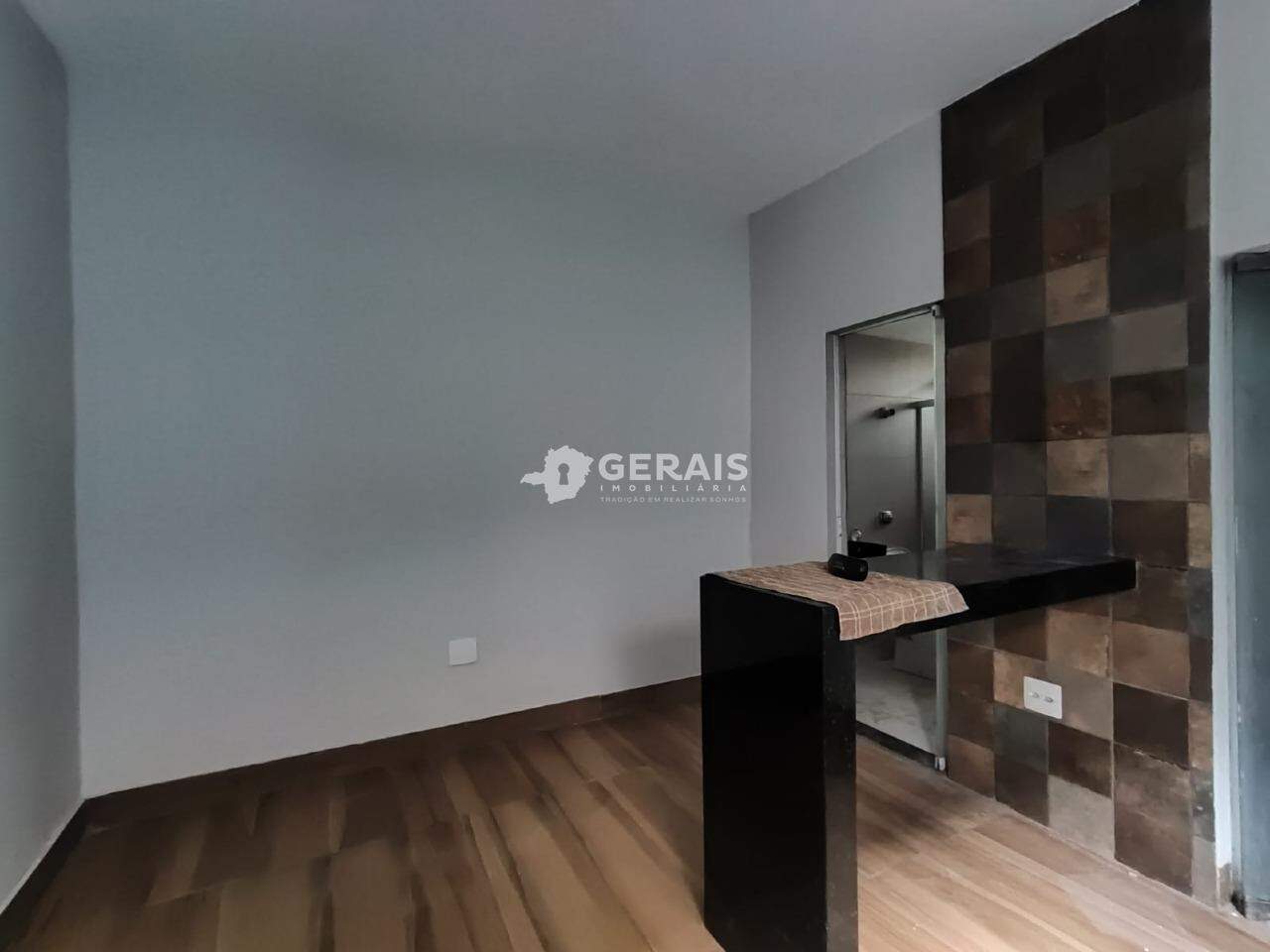 Casa para aluguel no PORTO VELHO: 04 - SALA