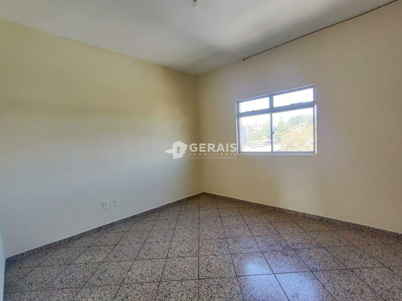 Apartamento para aluguel no PLANALTO: 09- QUARTO 02