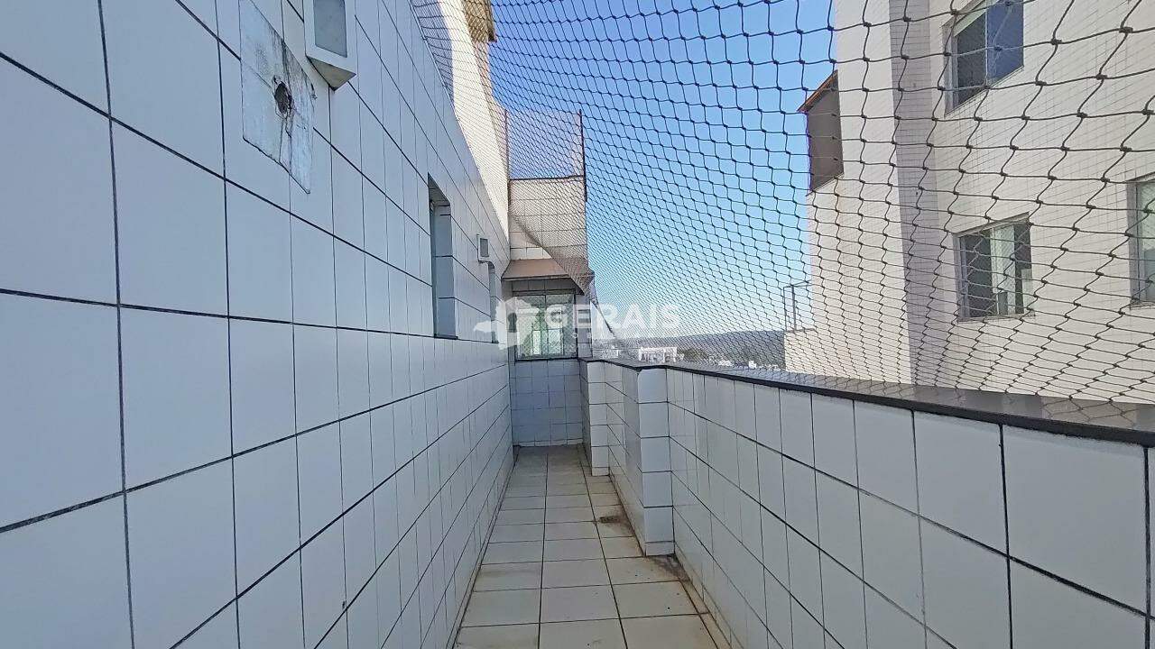 Apto Cobertura para aluguel no BOM PASTOR: 07- SACADA QUARTO 01