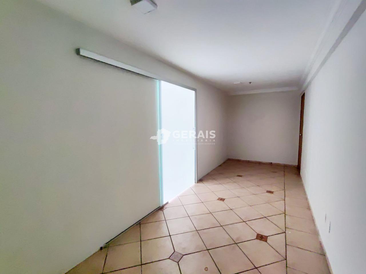Sala para aluguel no CENTRO: 04- SALA DE ESPERA