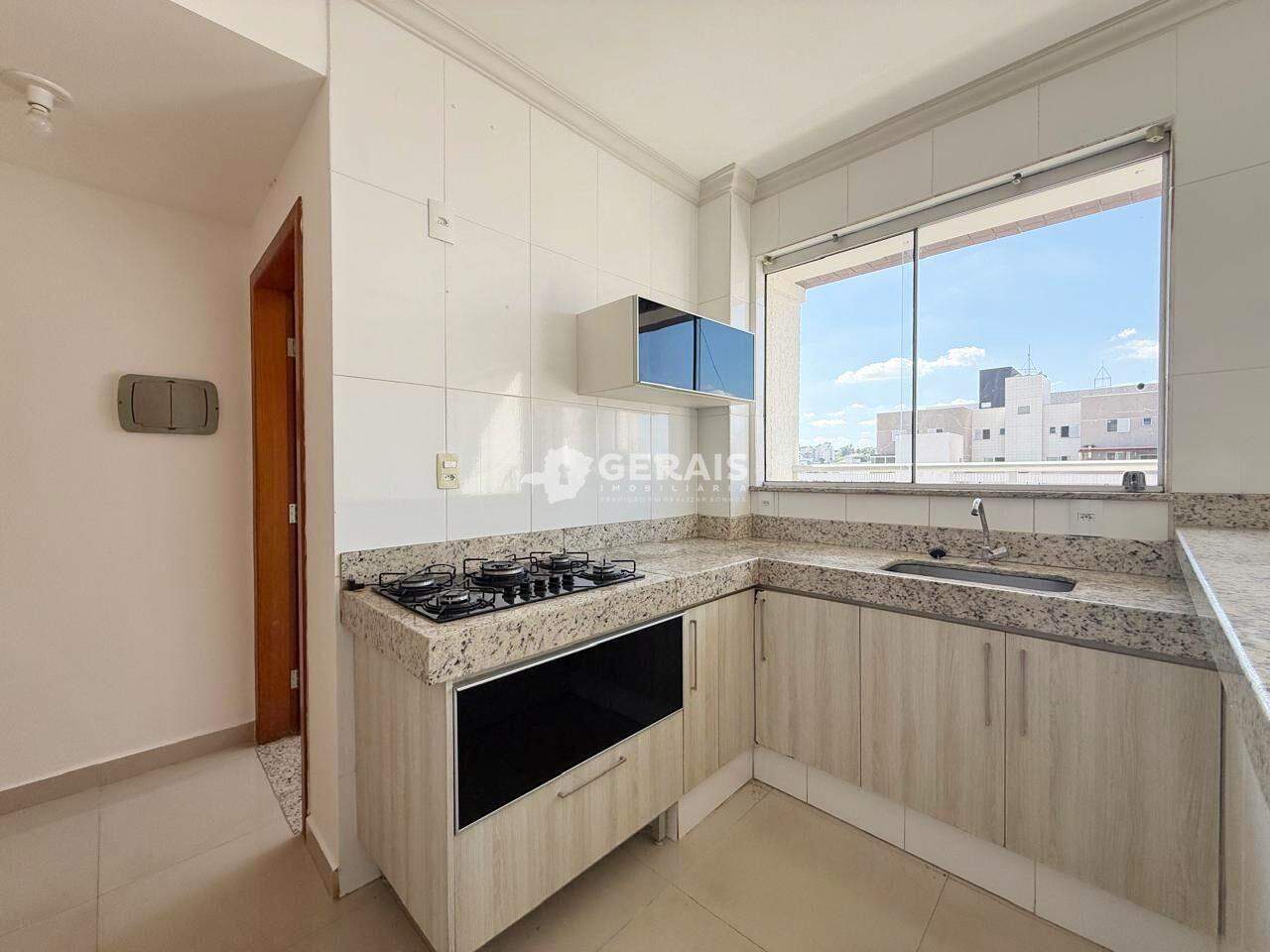 Apartamento à venda no CENTRO: 04 - COZINHA