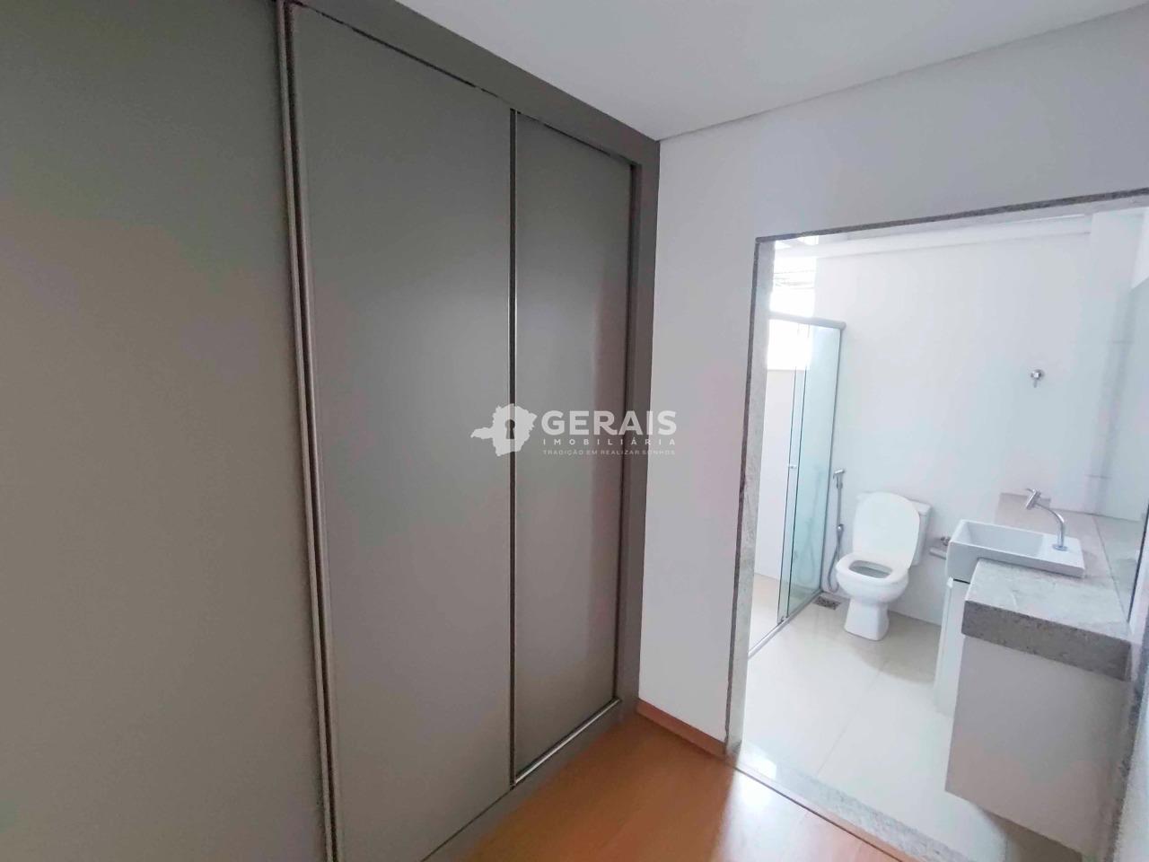 Apartamento para aluguel no BOM PASTOR: 08- CLOSET