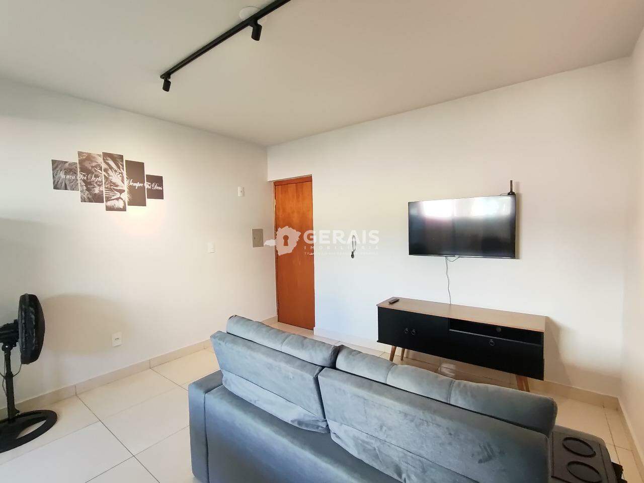 Kitnet para aluguel no VILA CRUZEIRO: 04 - SALA