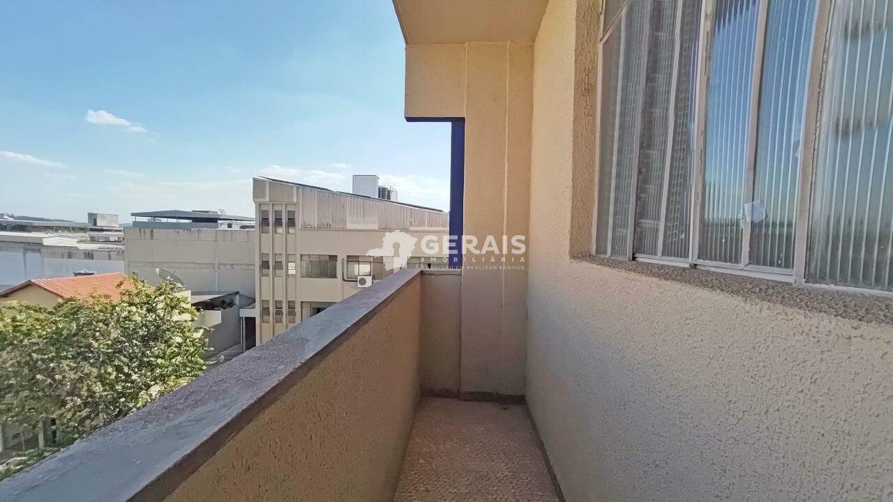 Apartamento para aluguel no CENTRO: 08 - SACADA