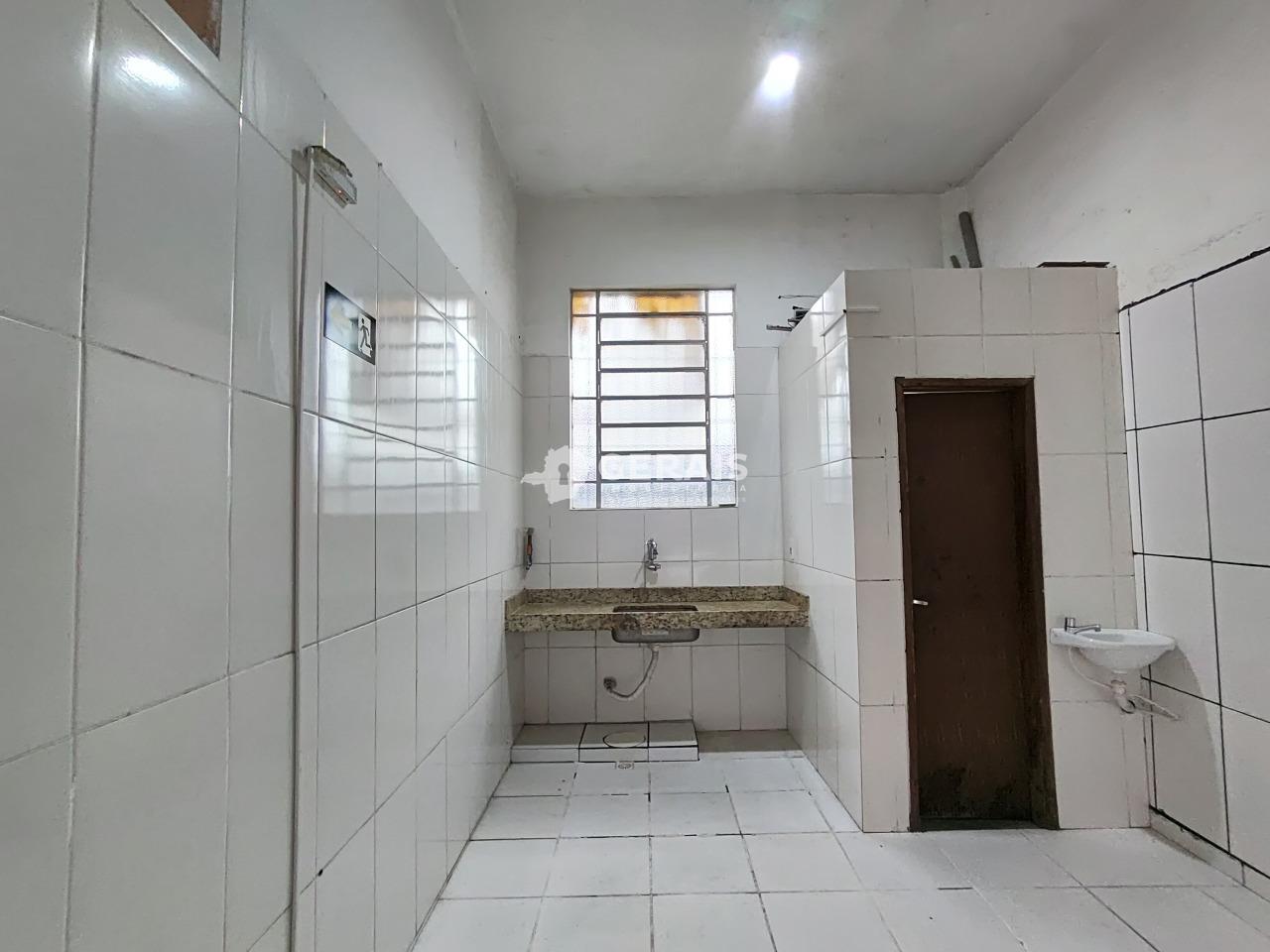 Loja para aluguel no CATALÃO: 07- COZINHA