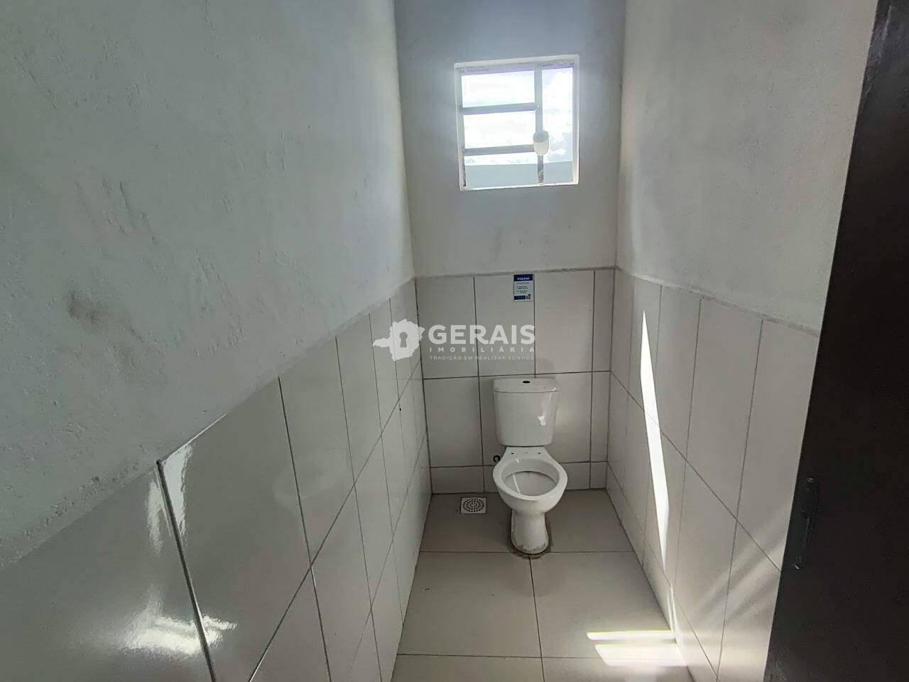 Lote para aluguel no ITAI: 07 - BANHEIRO 02