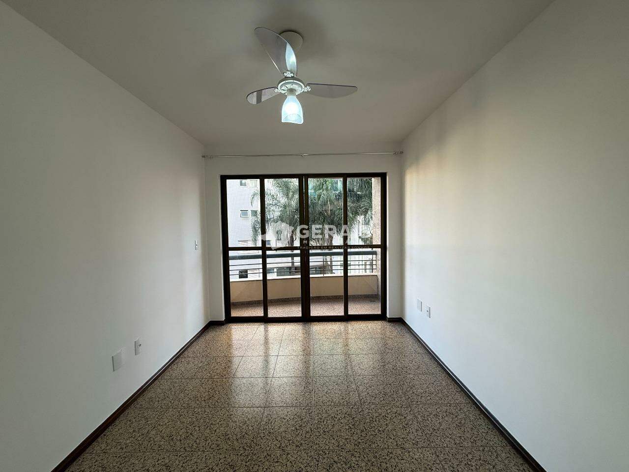 Apartamento para aluguel no CENTRO: 04- SALA