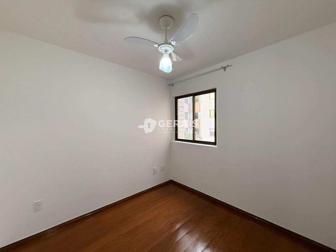 Apartamento para aluguel no CENTRO: 08- QUARTO 01