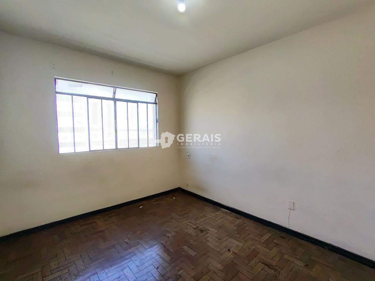 Apartamento para aluguel no CENTRO: 06- QUARTO 01