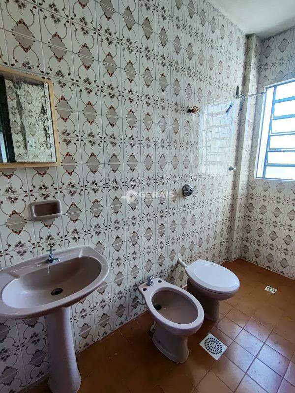 Apartamento para aluguel no CENTRO: 09- BANHO SOCIAL