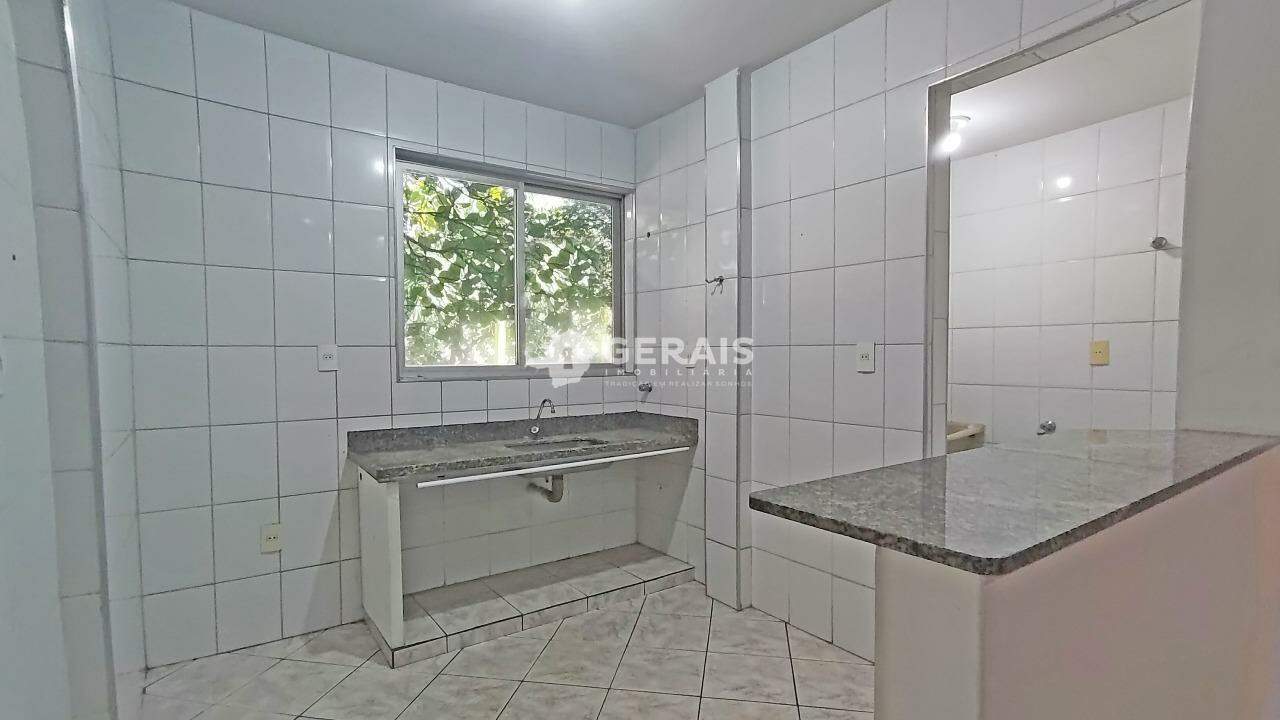Apartamento para aluguel no CENTRO: 08- COZINHA