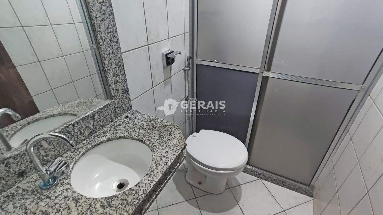 Apartamento para aluguel no CENTRO: 07- BANHO SOCIAL