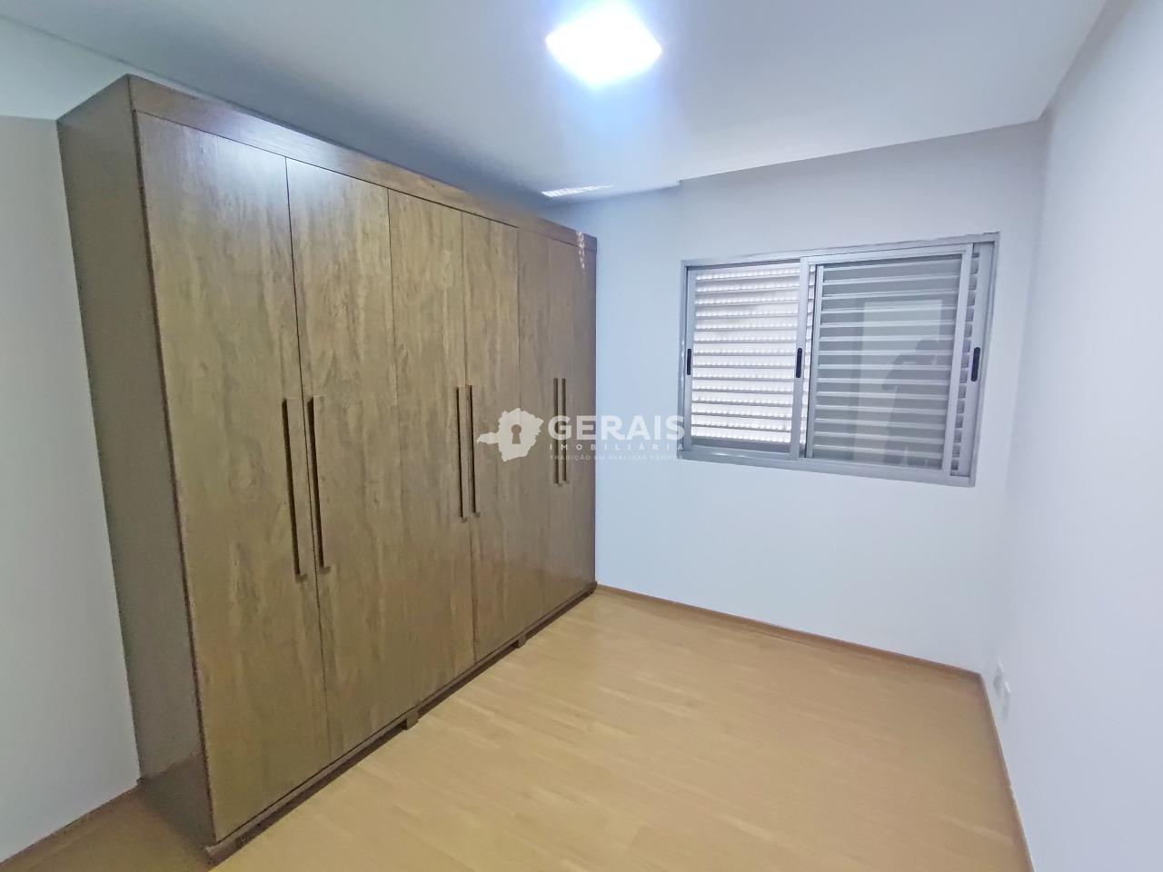 Apartamento para aluguel no CENTRO: 06- QUARTO 01