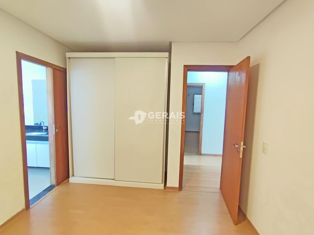 Apartamento para aluguel no CENTRO: 08- QUARTO 02 SUÍTE 01