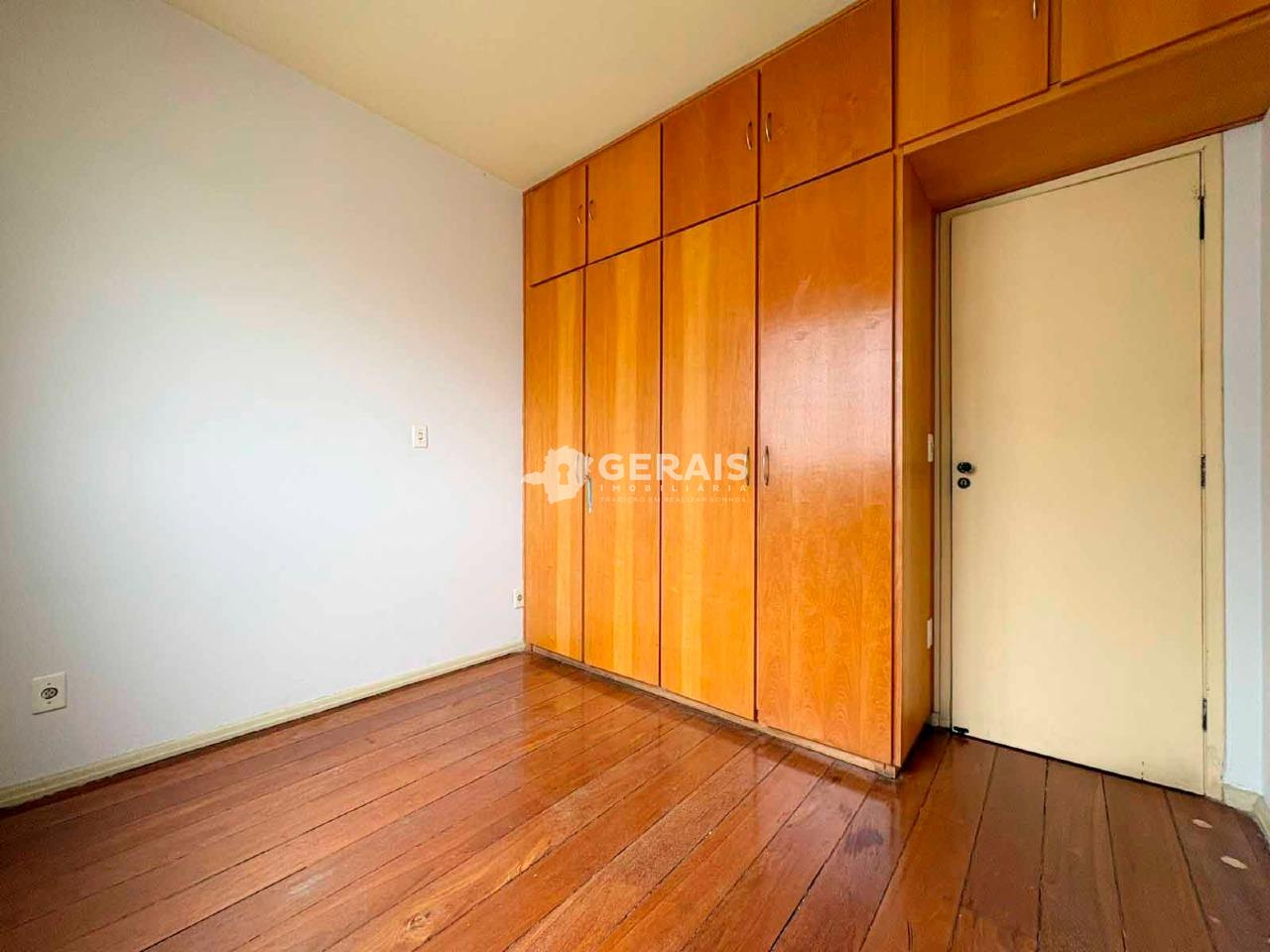 Apartamento para aluguel no CENTRO: 04- QUARTO 01
