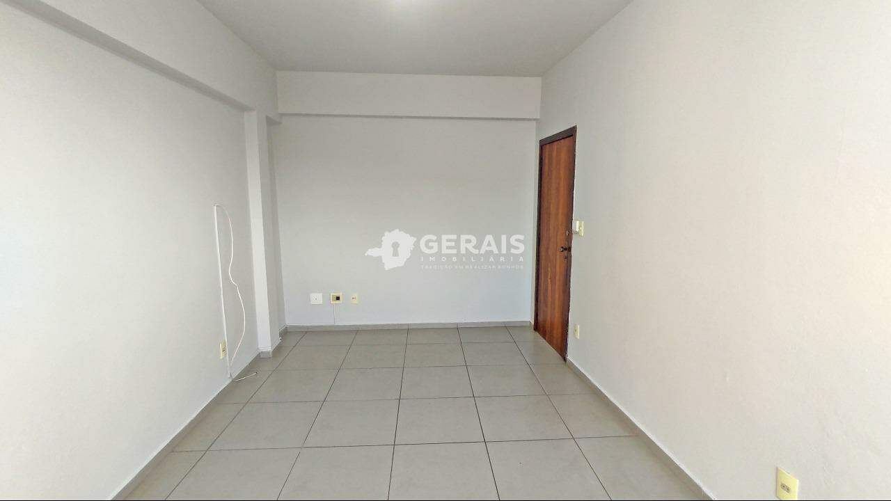 Apartamento para aluguel no CENTRO: 04 - SALA