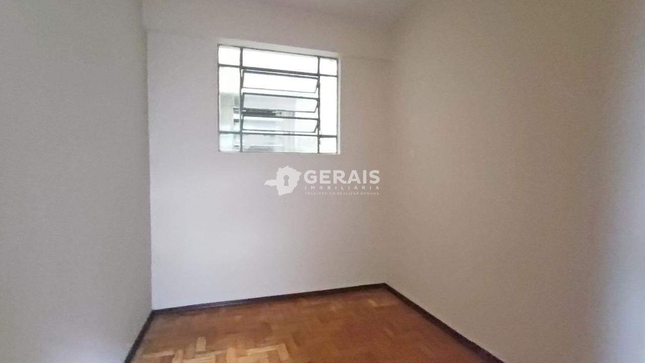 Apartamento para aluguel no CENTRO: 06 - QUARTO 01