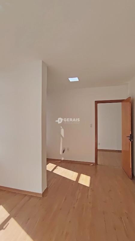 Sala para aluguel no CENTRO: 07 - SALA