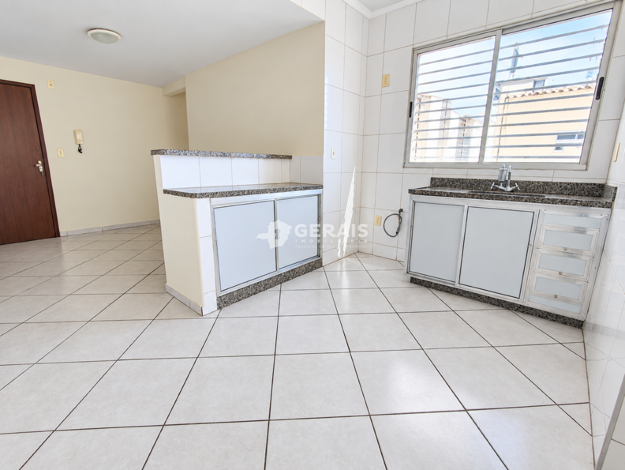 Apartamento à venda no CENTRO: 04- COZINHA