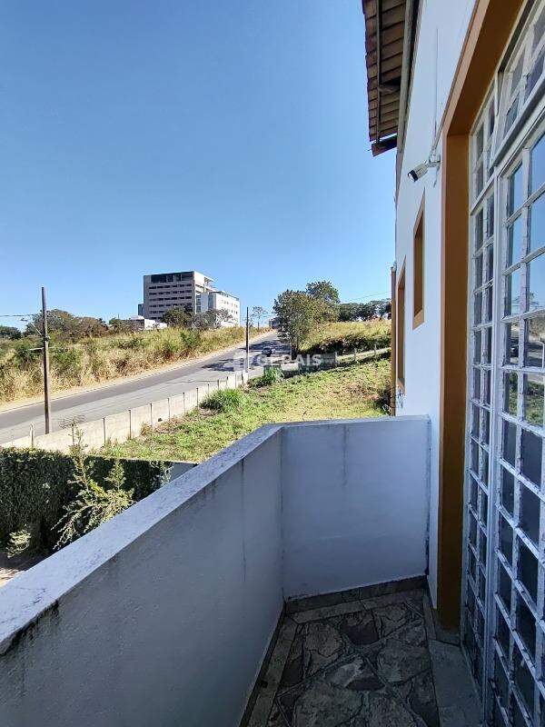 Casa para aluguel no BOM PASTOR: 09- SACADA
