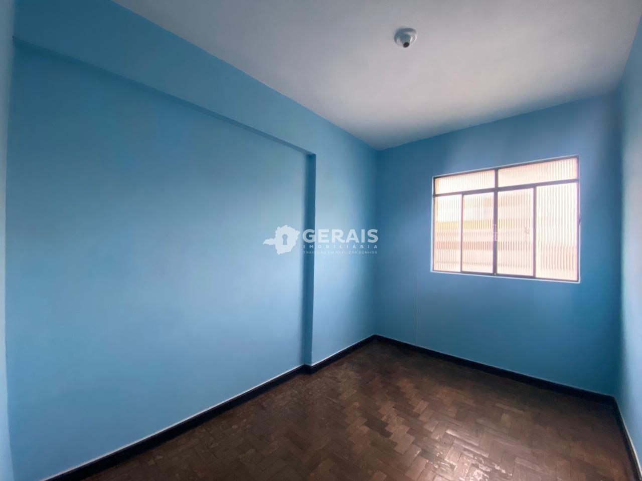 Apartamento para aluguel no CENTRO: 05- QUARTO 01