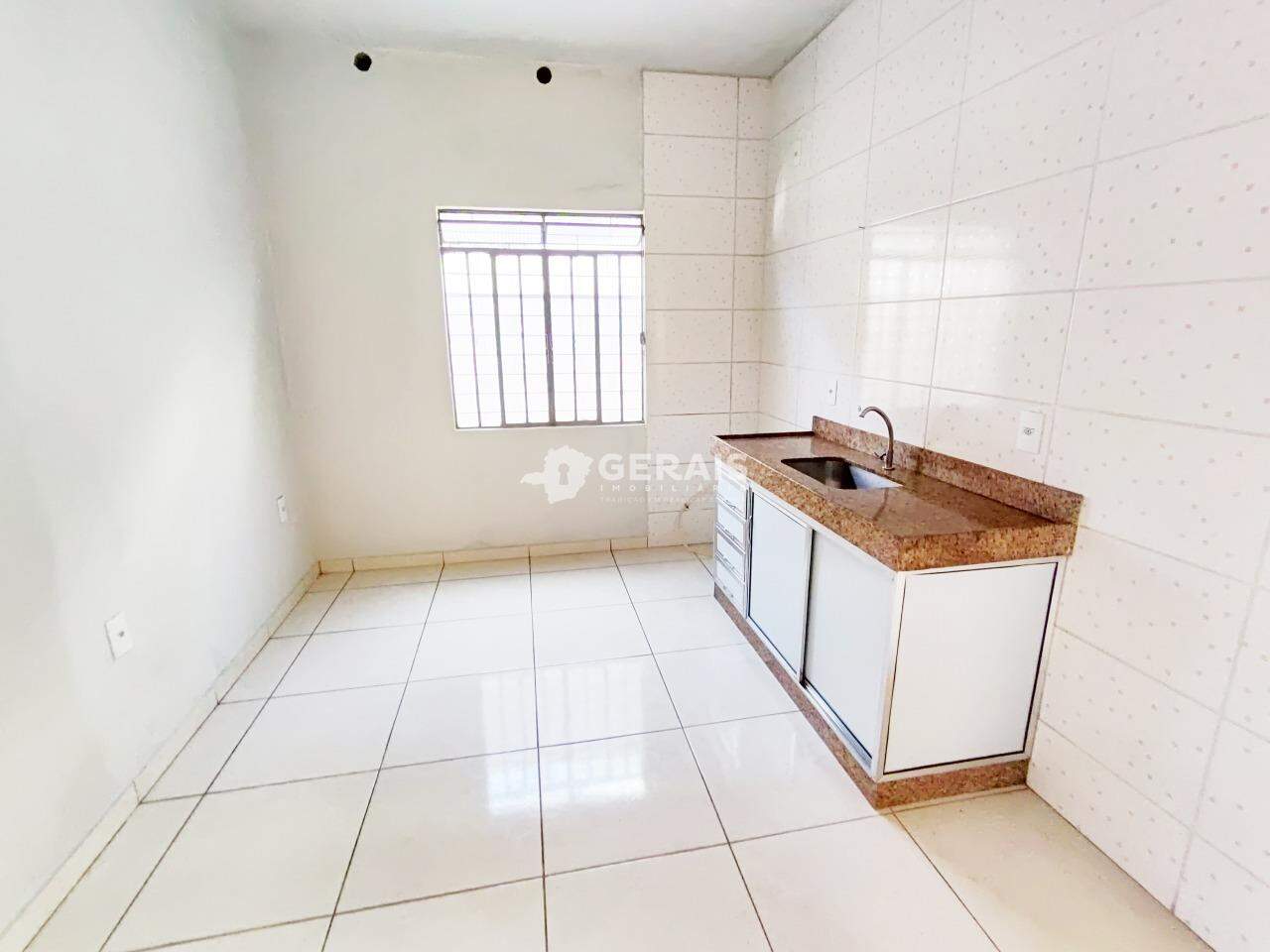 Casa para aluguel no CATALÃO: 09- COZINHA