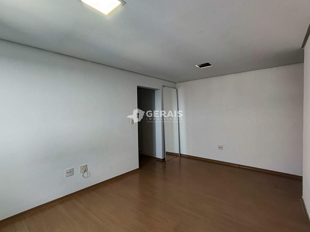 Apartamento para aluguel no BOM PASTOR: 09- QUARTO SUÍTE
