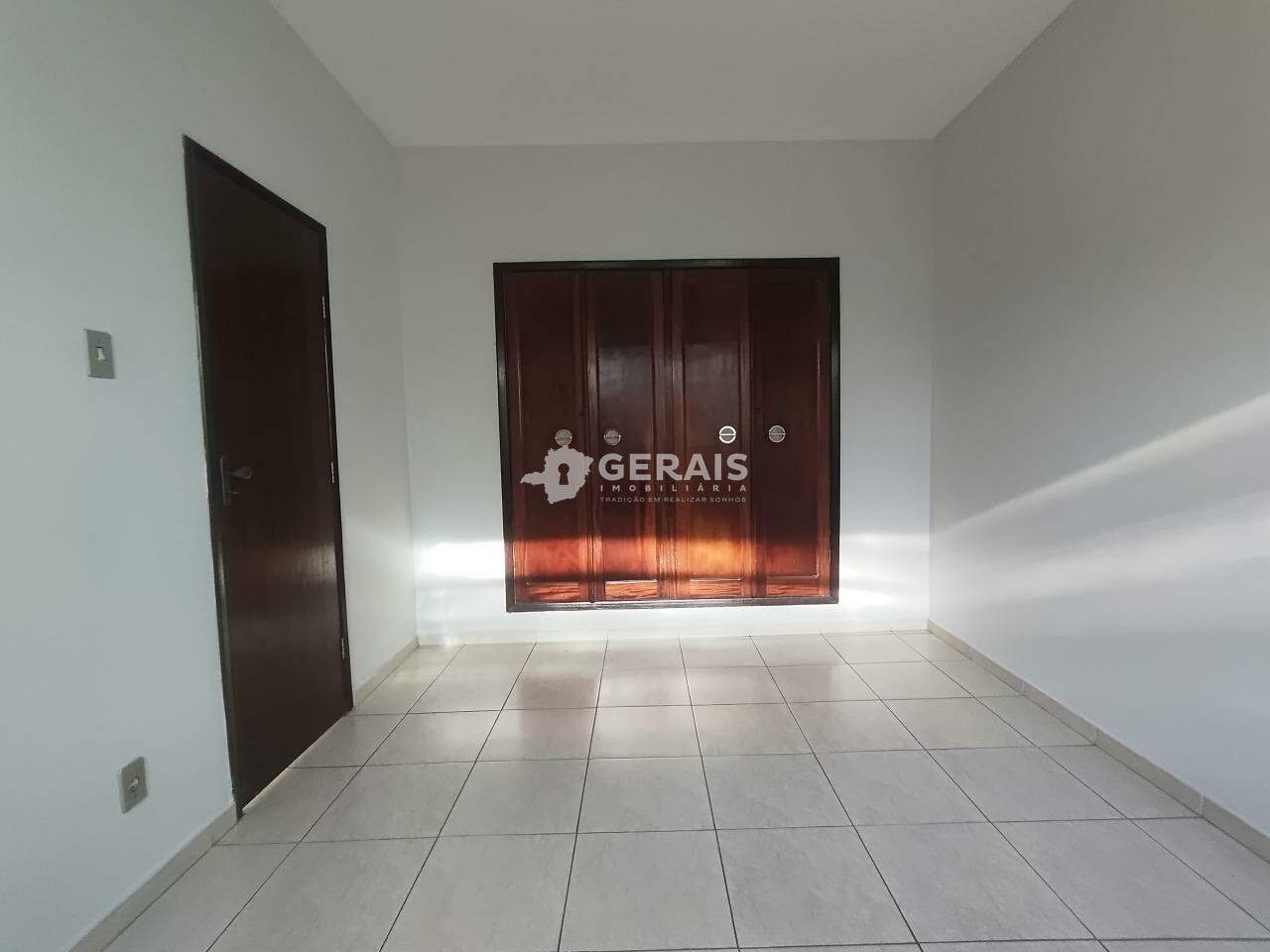 Apartamento para aluguel no CATALÃO: 06- QUARTO 01