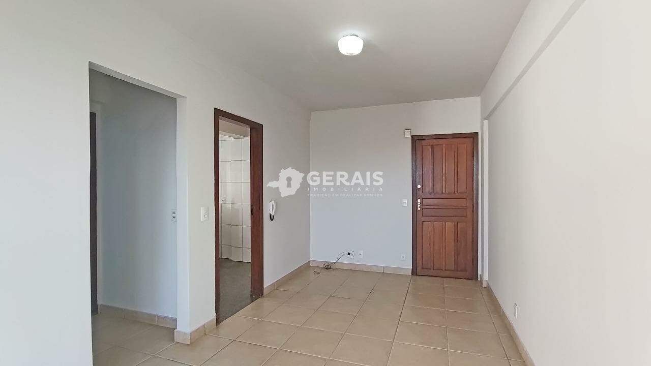 Apartamento para aluguel no CENTRO: 04 - SALA