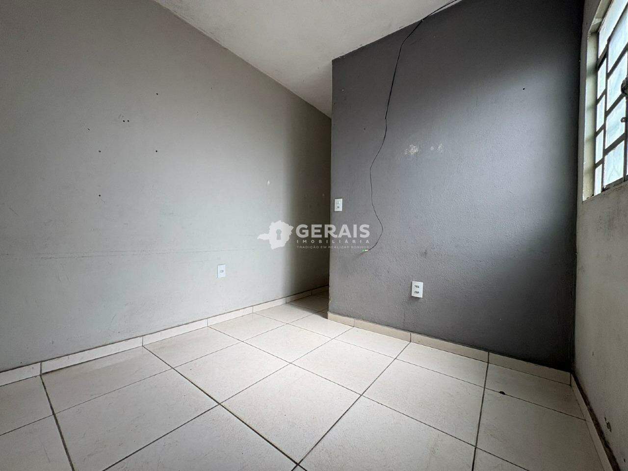 Casa para aluguel no HALIN SOUKI: 02 - SALA