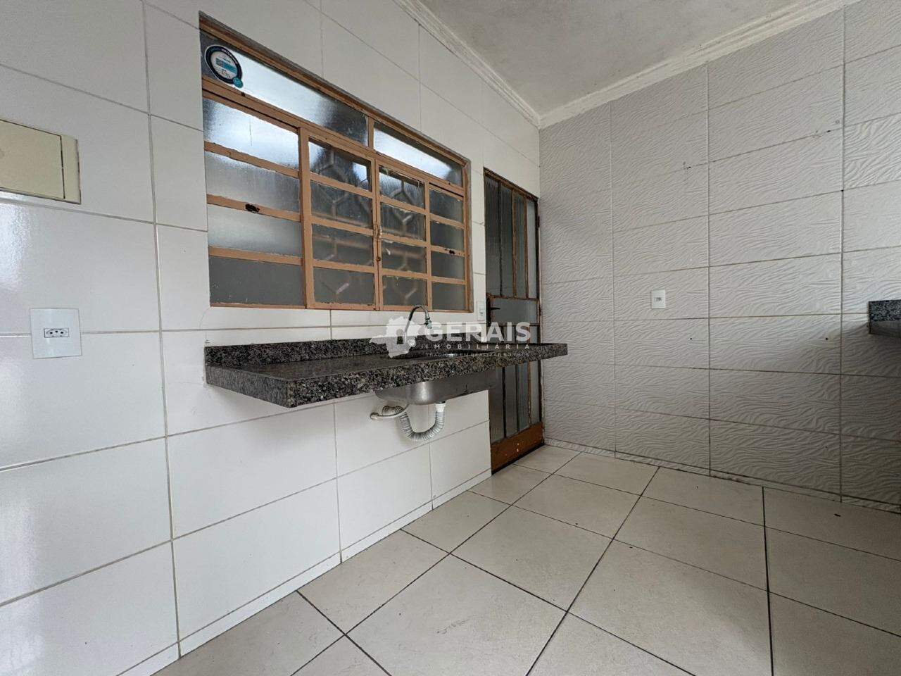Casa para aluguel no HALIN SOUKI: 07 - COZINHA