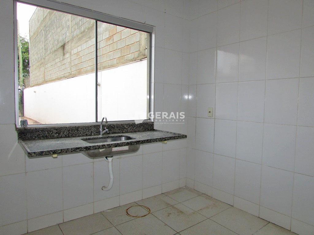 Barracão para aluguel no REALENGO: 06- COZINHA