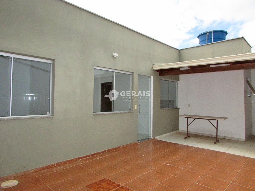 Barracão para aluguel no REALENGO: 08- ÁREA DE CLARIDADE