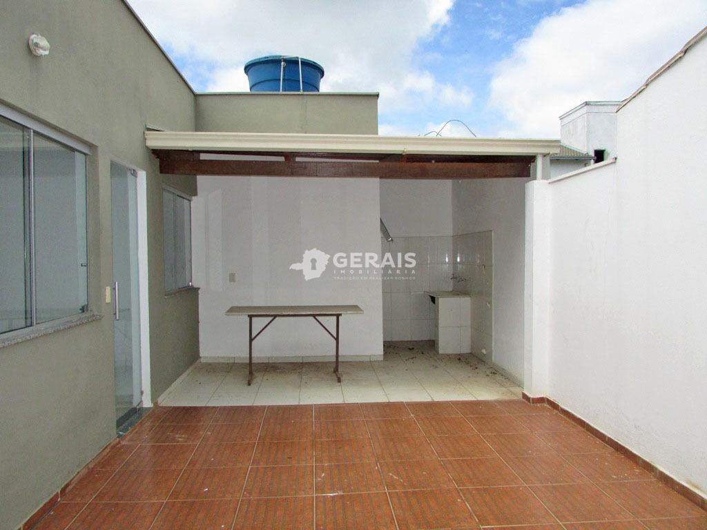 Barracão para aluguel no REALENGO: 07- ÁREA DE CLARIDADE