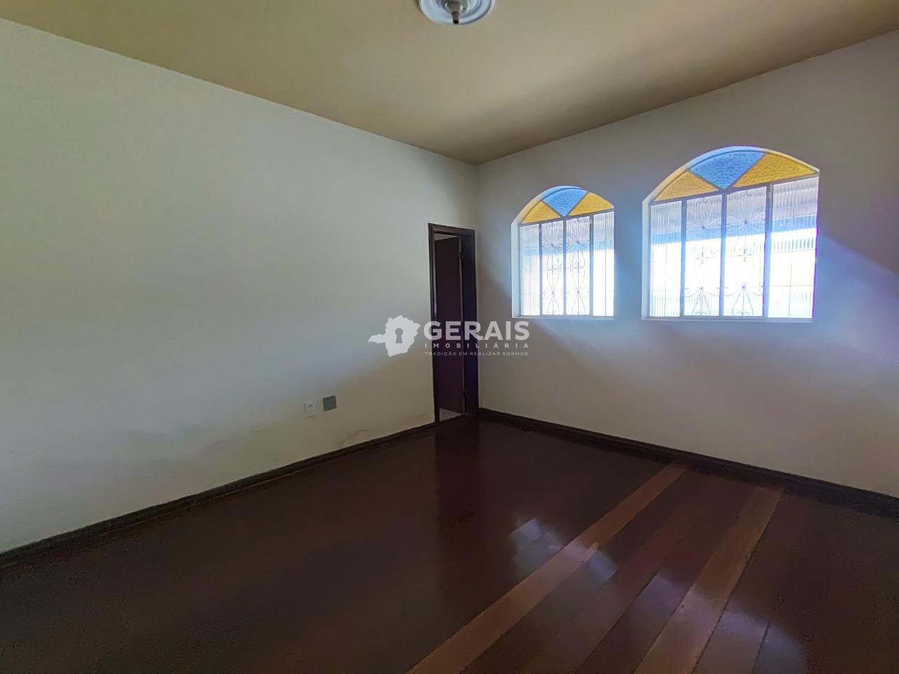 Casa para aluguel no LP PEREIRA: 08 - QUARTO 04 SUÍTE