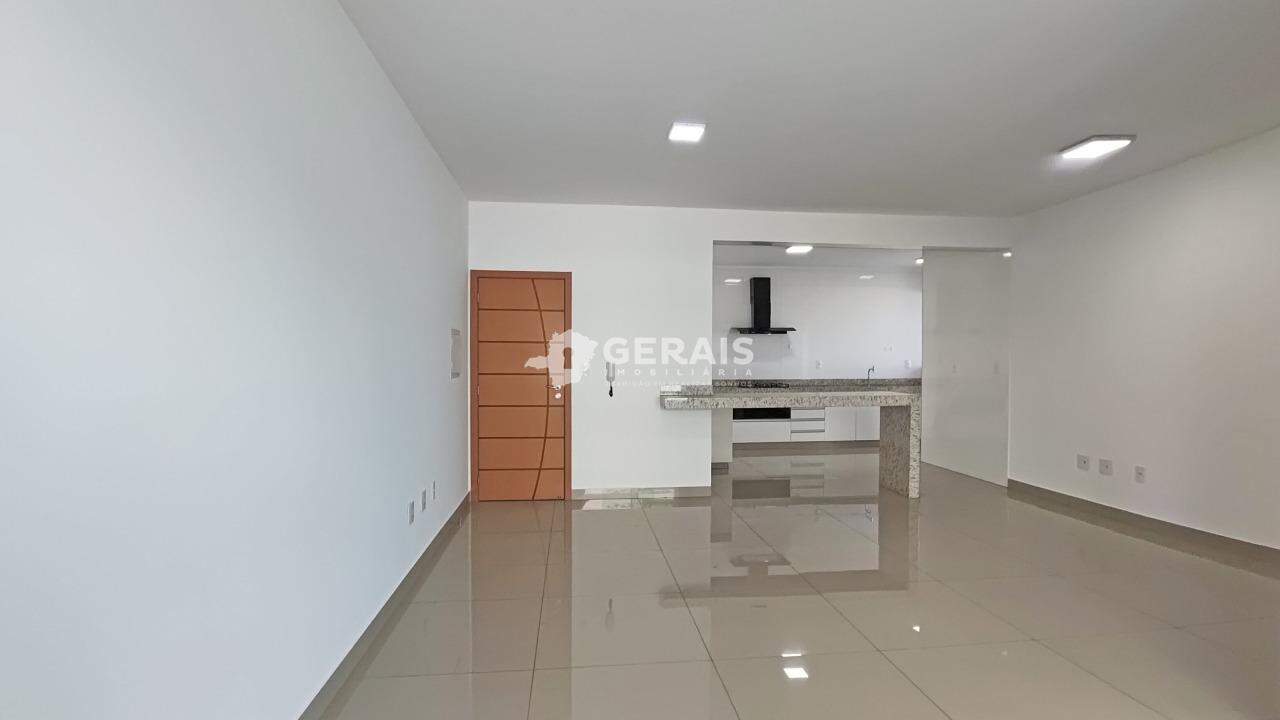 Apartamento para aluguel no CENTRO: 04 - SALA