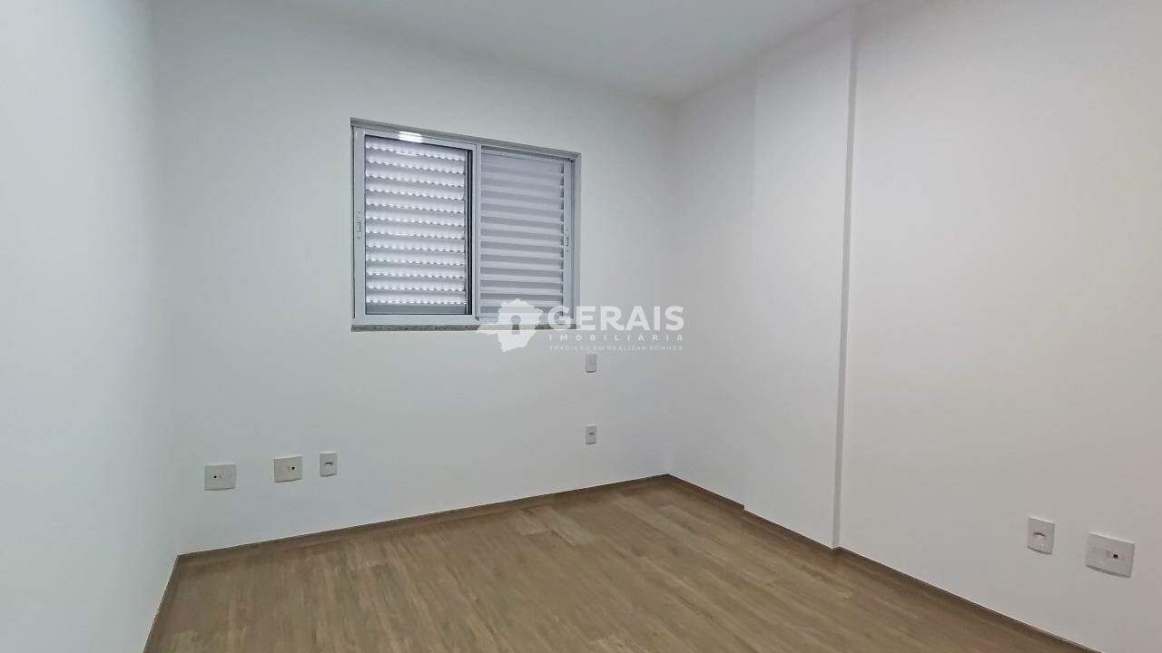 Apartamento para aluguel no CENTRO: 06 - QUARTO 01