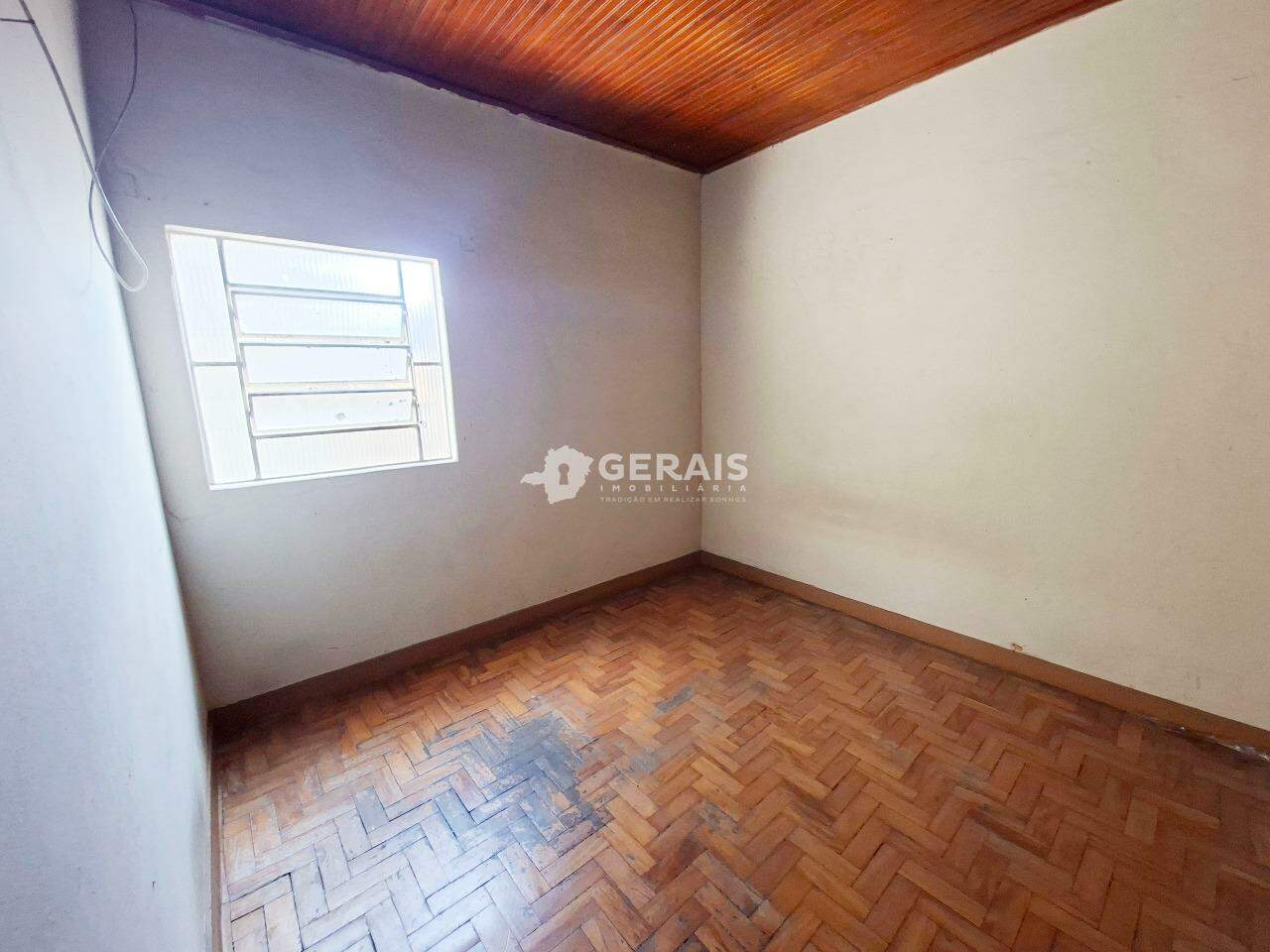 Casa para aluguel no CENTRO: 06- QUARTO 03