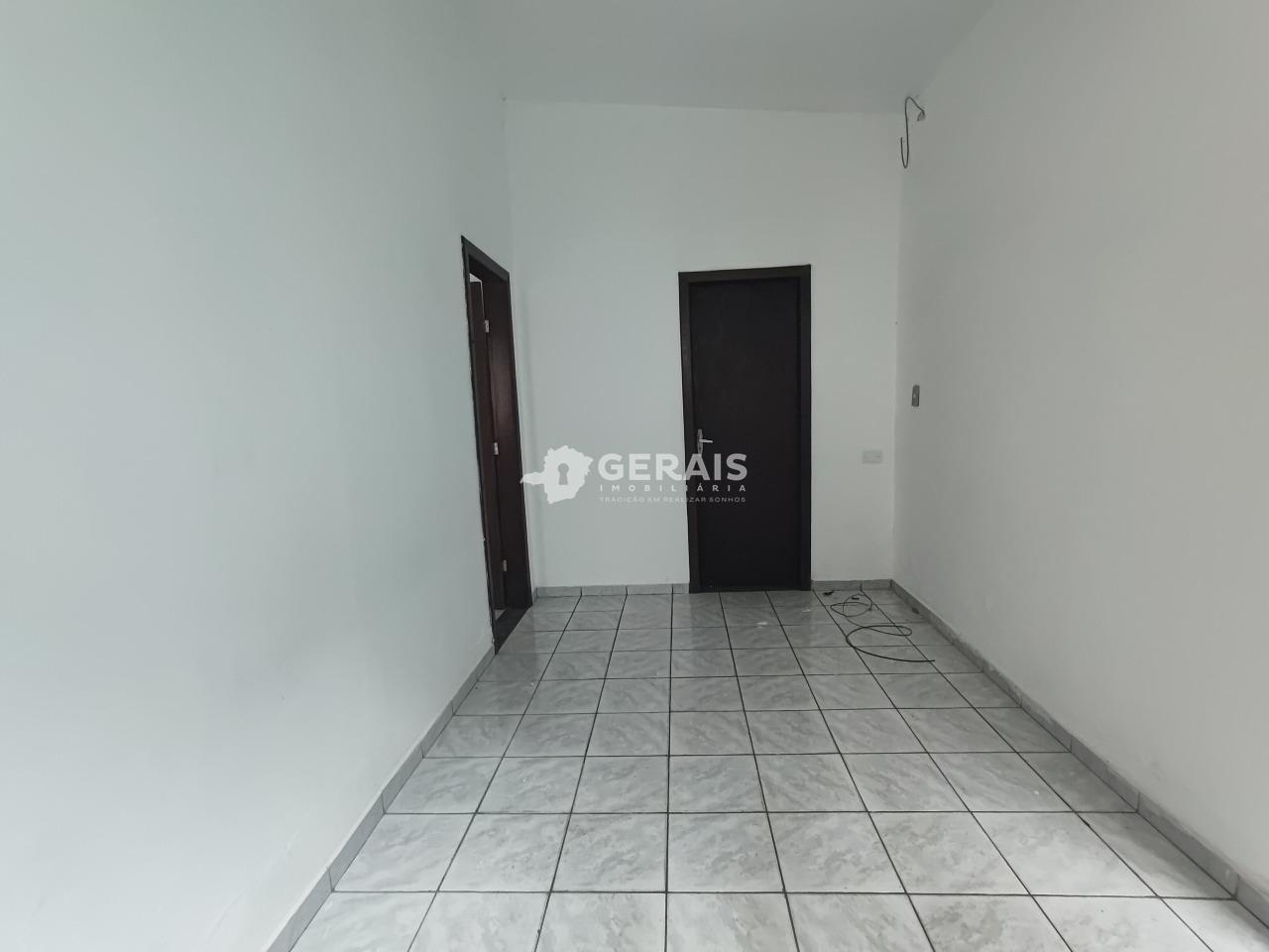 Casa para aluguel no CENTRO: 03 - SALA