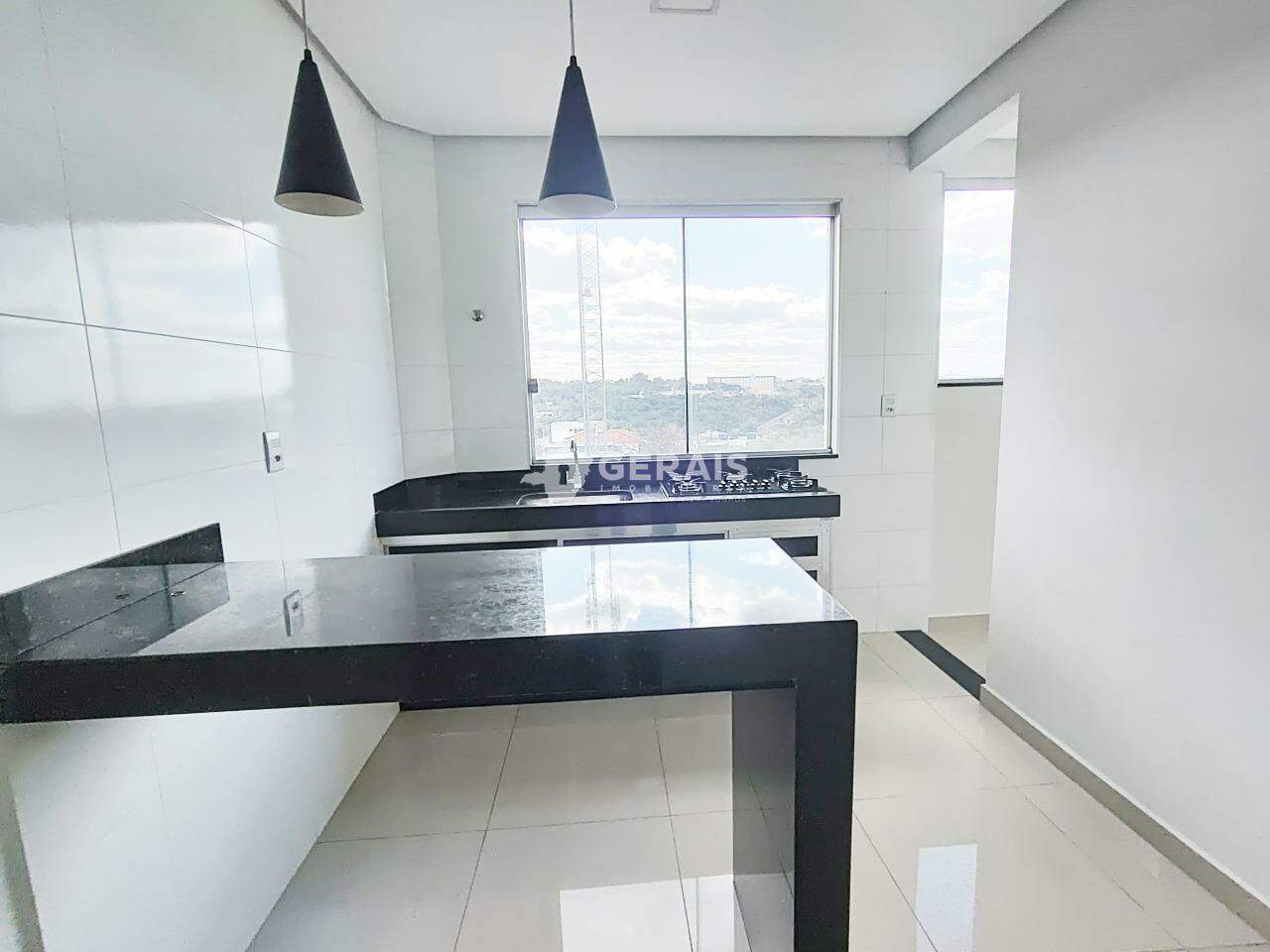 Apartamento para aluguel no BELVEDERE II: 07 - COZINHA