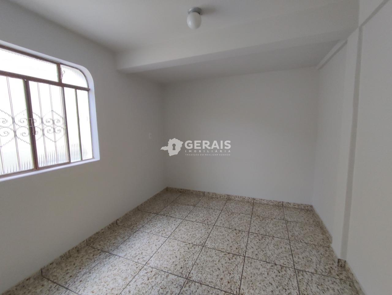 Casa para aluguel no TIETE: 04 - QUARTO 01